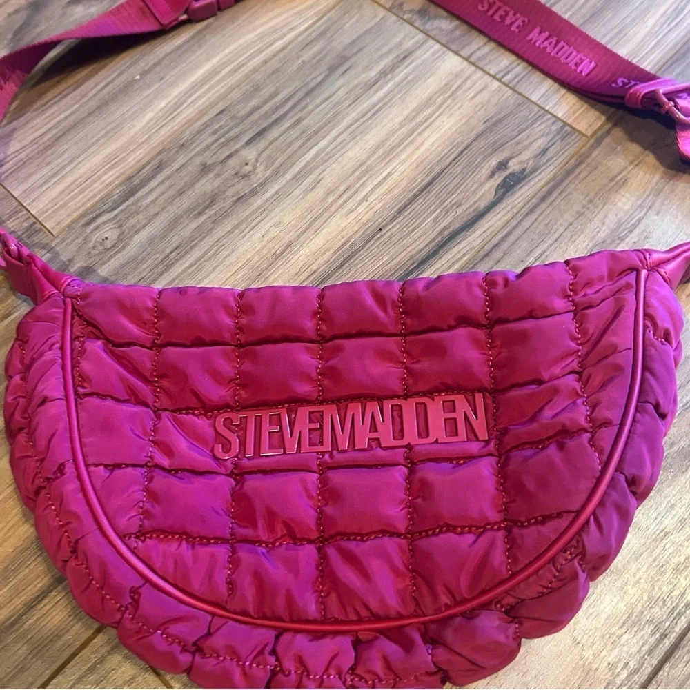 Steve Madden Pink Quilted Belt Bag Fanny Pack Crossbody Logo Strap